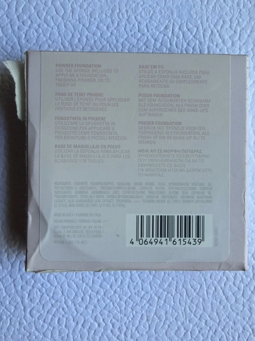 Kylie Cosmetics Powder Foundation - Cream Beige Compact